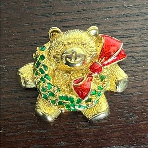 Teddy Bear with Christmas Wreath Brooch - 1”x1 1/2”